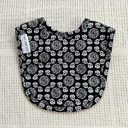 Little Savage Bibs - Māori Koru